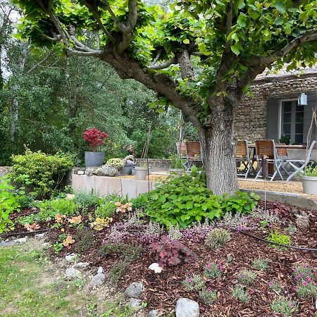 Mas Lou Parpaioun Bed and Breakfast Crestet Buitenkant foto
