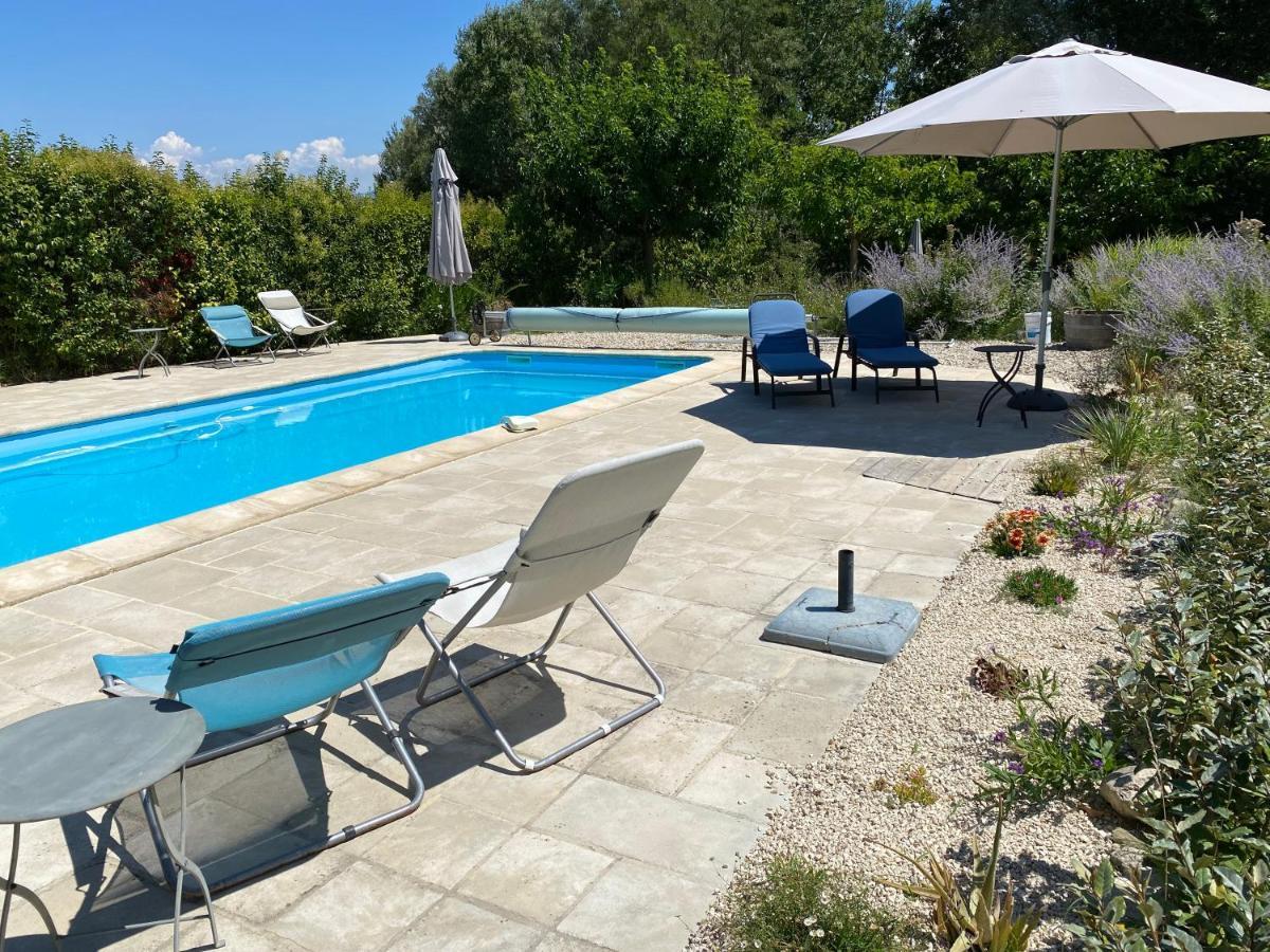Mas Lou Parpaioun Bed and Breakfast Crestet Buitenkant foto