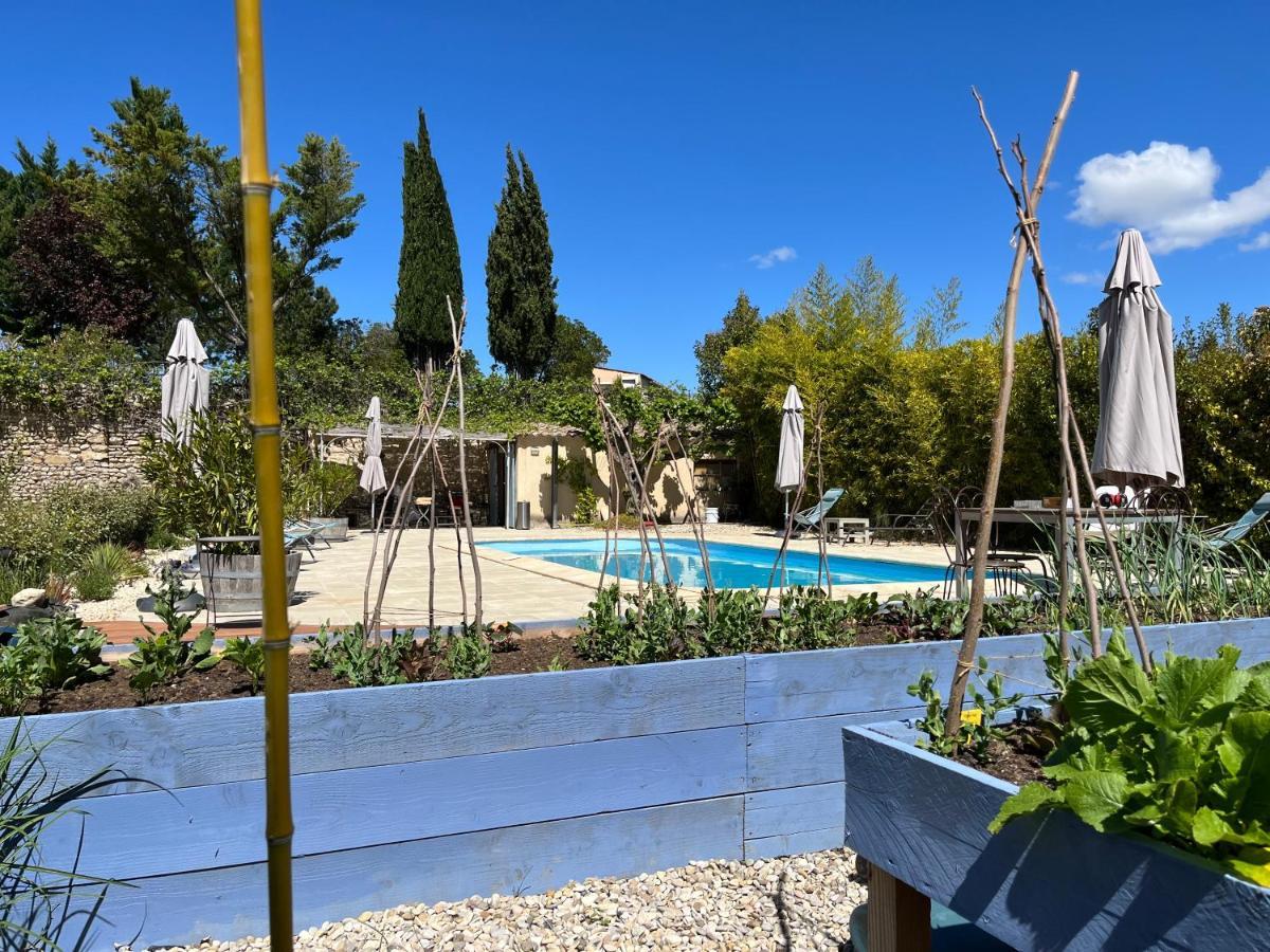 Mas Lou Parpaioun Bed and Breakfast Crestet Buitenkant foto